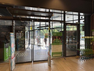 Novus Торгівельний центр і вул.Райдужна